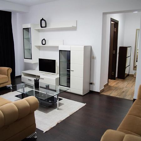 Ultracentral Golden Apartament 2 Suceava Exteriör bild