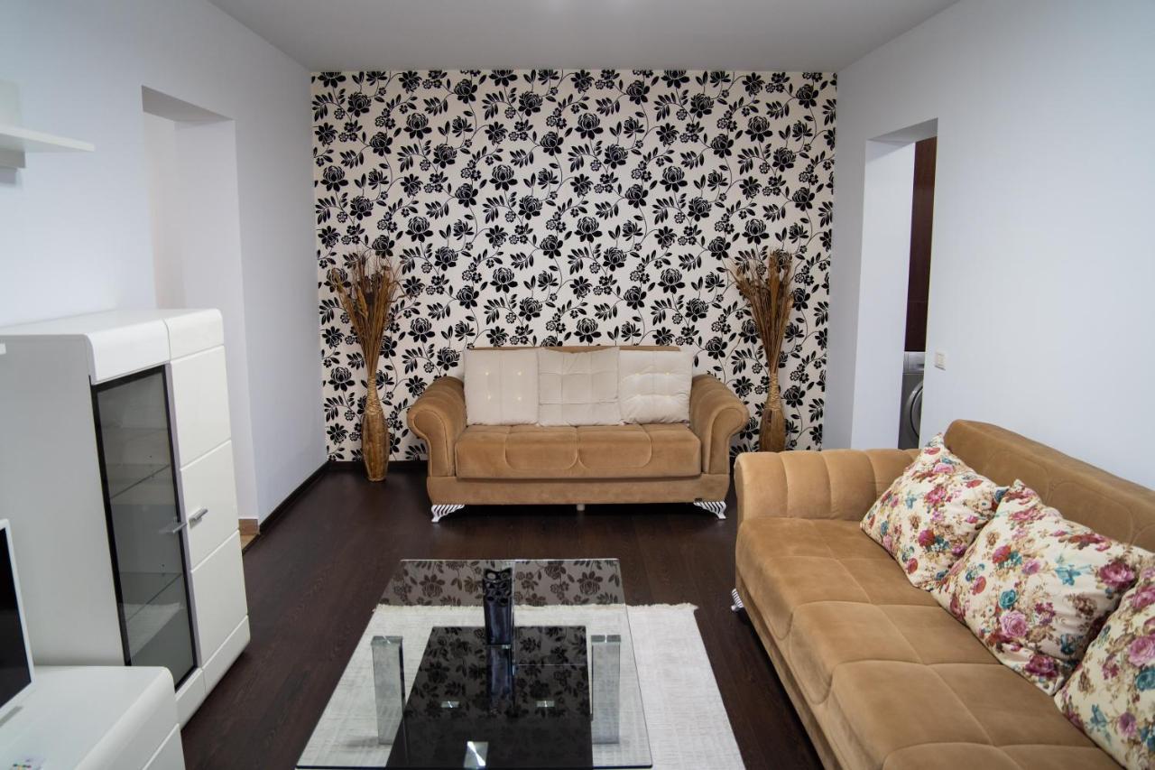 Ultracentral Golden Apartament 2 Suceava Exteriör bild