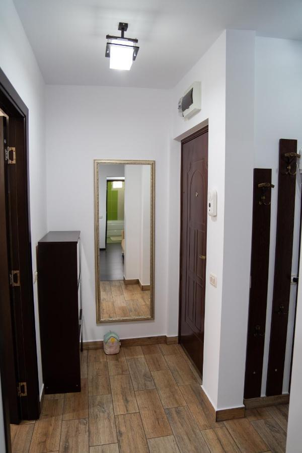 Ultracentral Golden Apartament 2 Suceava Exteriör bild