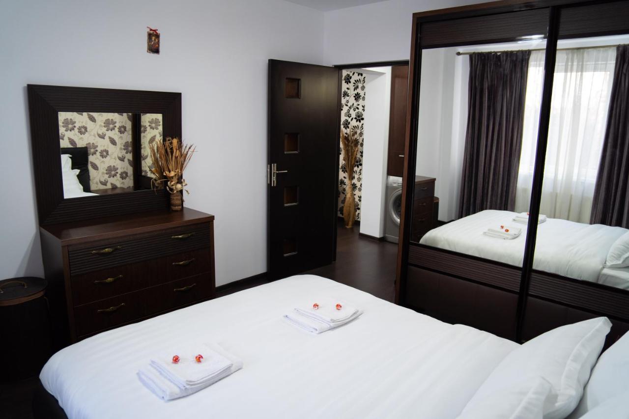 Ultracentral Golden Apartament 2 Suceava Exteriör bild